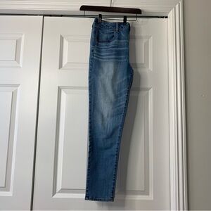 American Eagle Blue  High Rise Super Stretch Jeans Women’s Size US 12